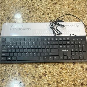Black Wired Keyboard